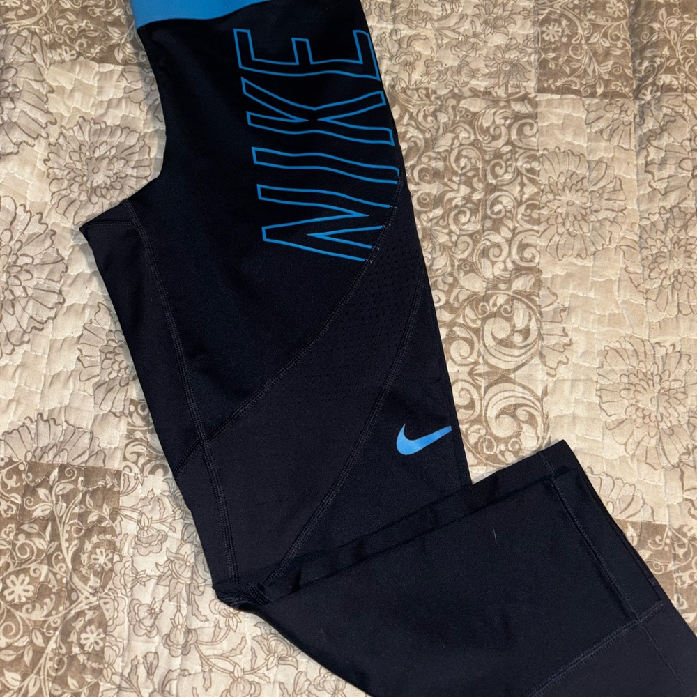 Nike Black Leggings with Vibrant Blue Details